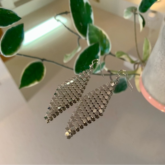 Silver diamond-shaped chandelier earrings 🪩✨ - Picture 3 of 3